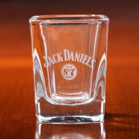 2 - Jack Daniel’s Shot Glass Old No 7 Clear - NEW - Picture 1 of 7